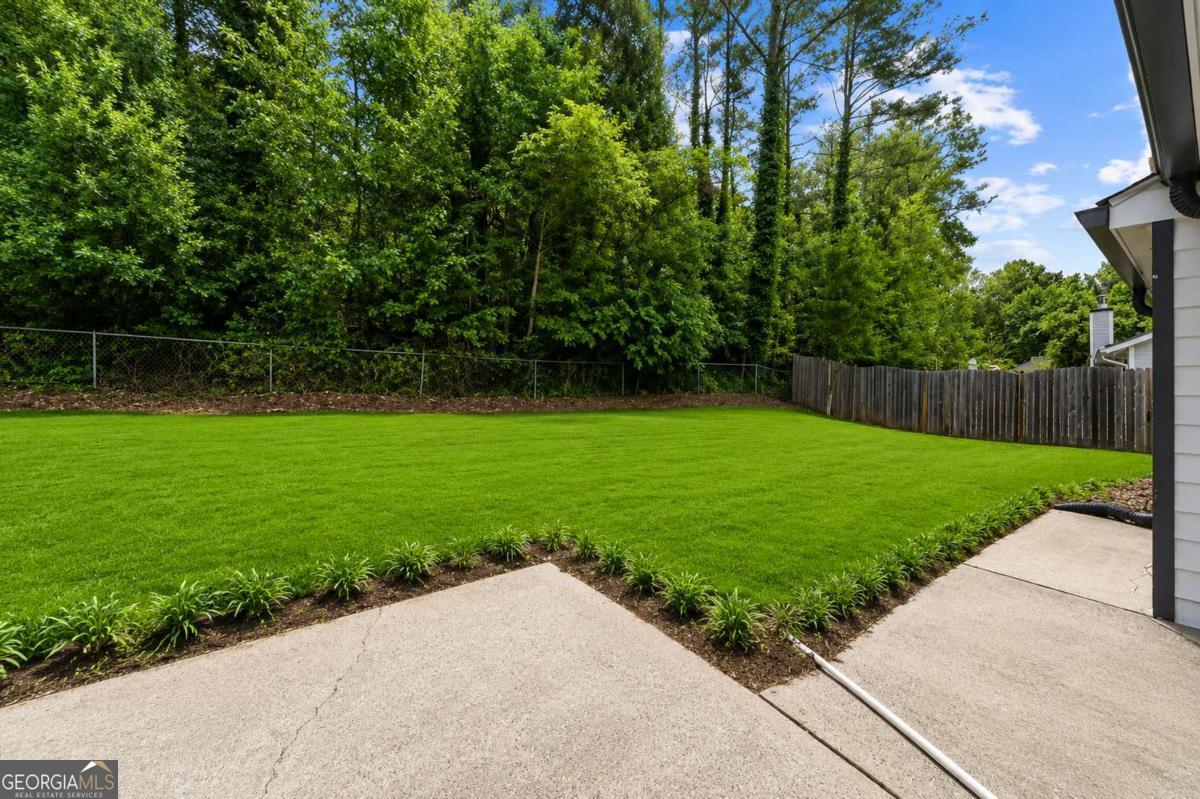 330 Monivea Lane Roswell GA 30075
