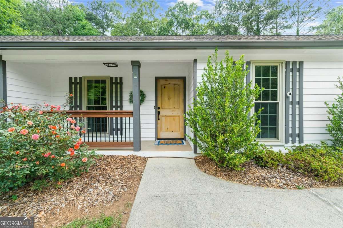 330 Monivea Lane Roswell GA 30075