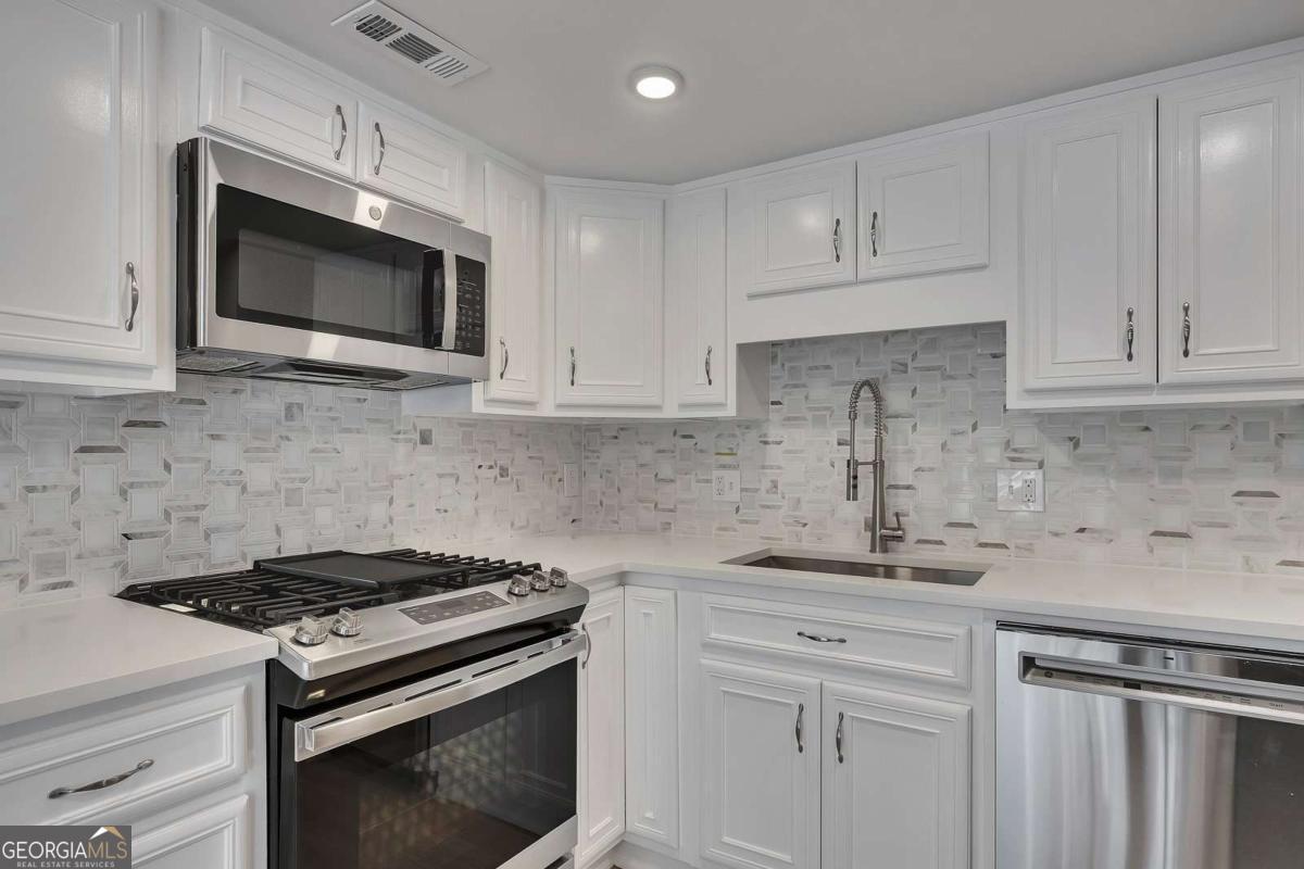 1523 Planters Ridge Lane Alpharetta GA 30004