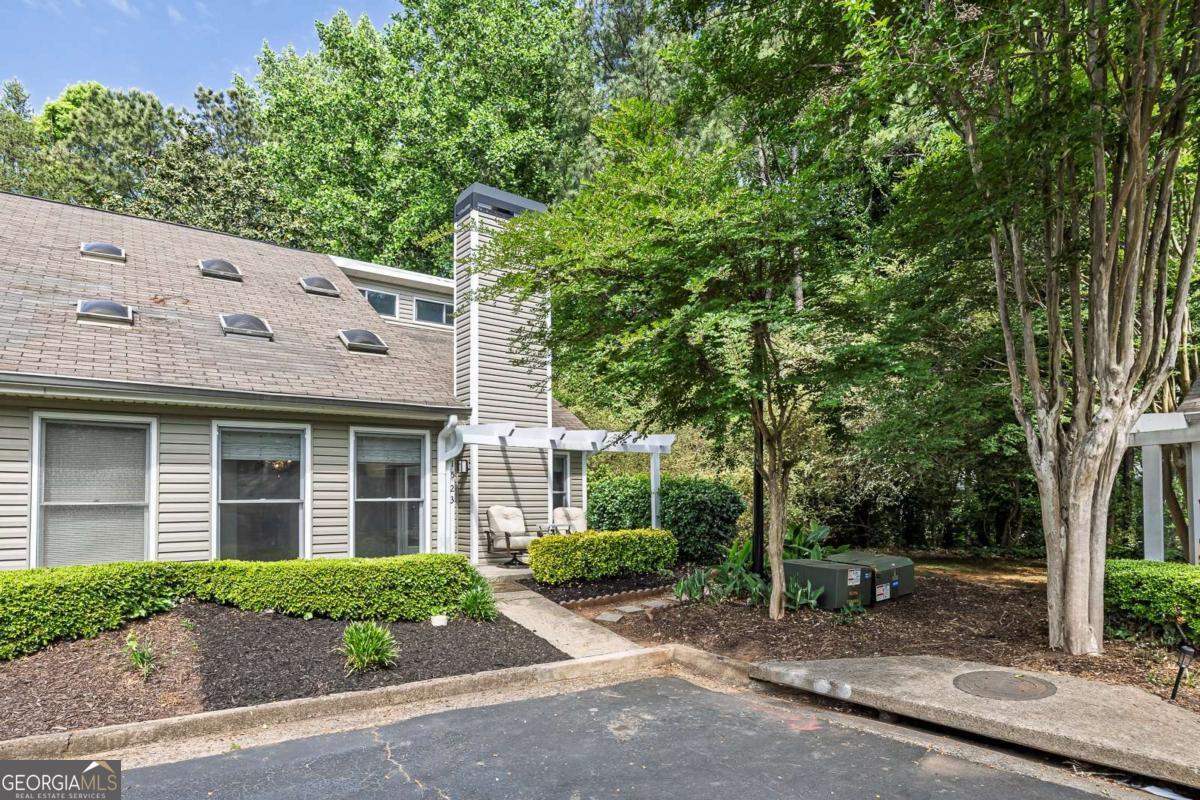 1523 Planters Ridge Lane Alpharetta GA 30004