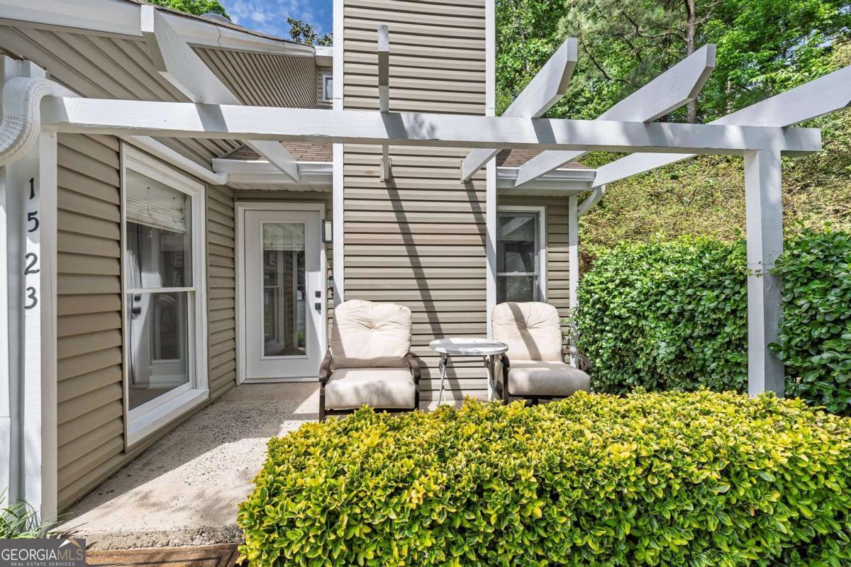 1523 Planters Ridge Lane Alpharetta GA 30004