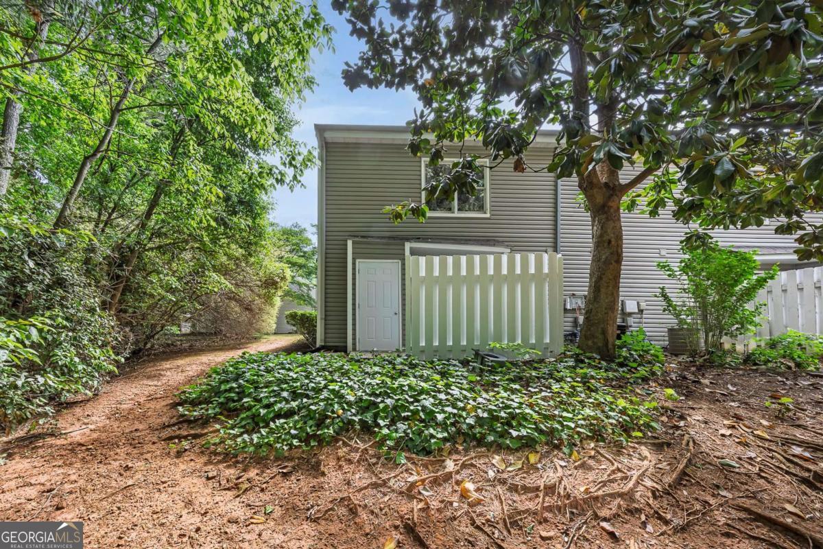 1523 Planters Ridge Lane Alpharetta GA 30004