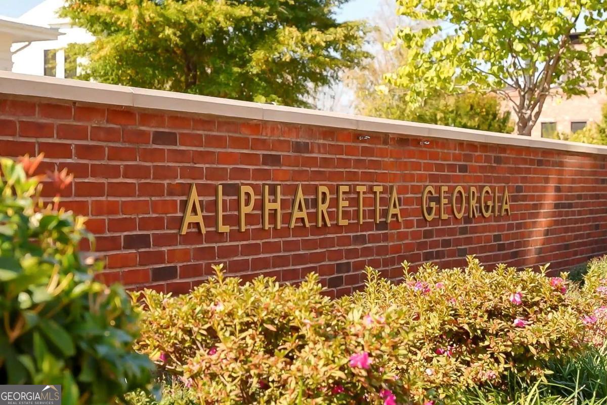 1523 Planters Ridge Lane Alpharetta GA 30004
