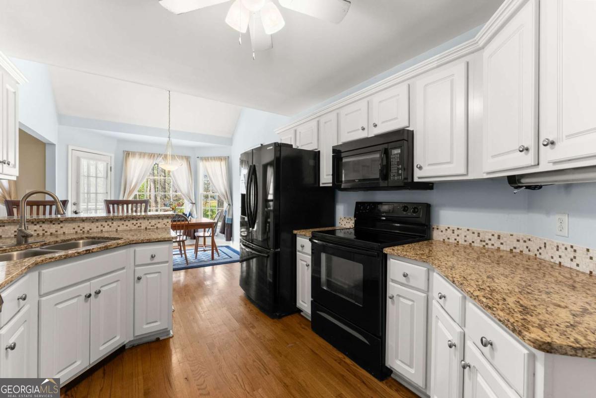 2490 Harbin Springs Cove Dacula GA 30019
