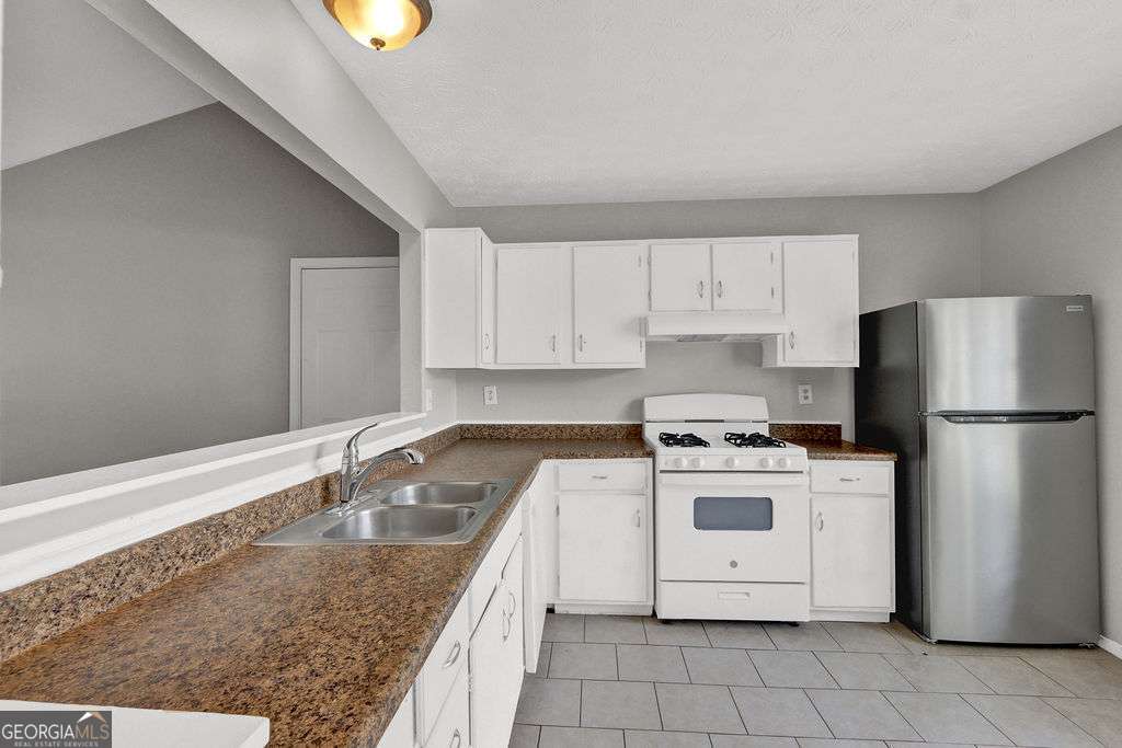 1234 Wellhouse Walk Stone Mountain GA 30088