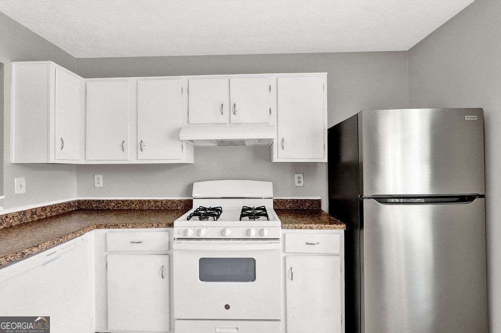 1234 Wellhouse Walk Stone Mountain GA 30088