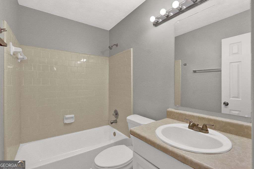 1234 Wellhouse Walk Stone Mountain GA 30088