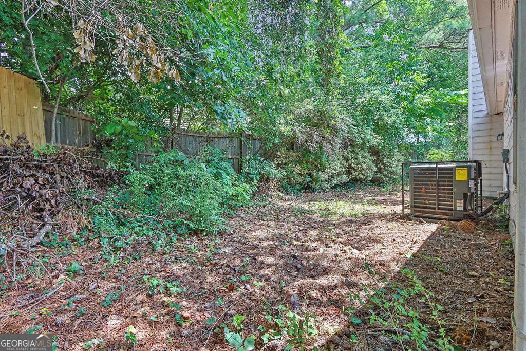 1234 Wellhouse Walk Stone Mountain GA 30088