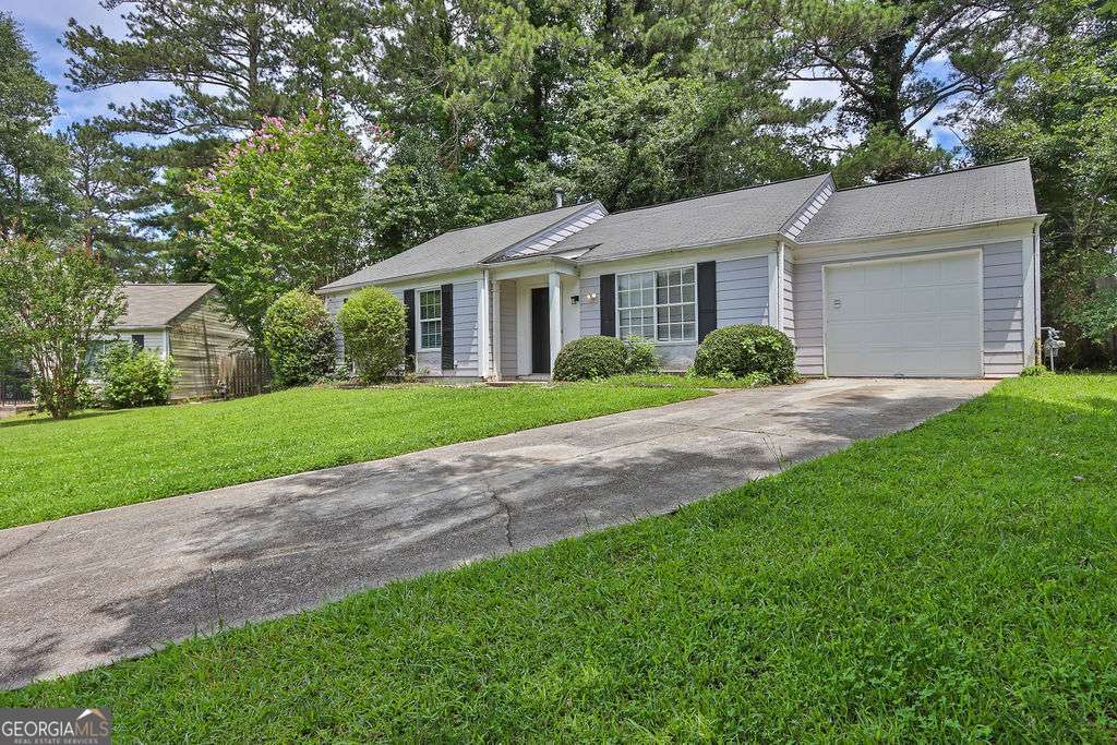 1234 Wellhouse Walk Stone Mountain GA 30088