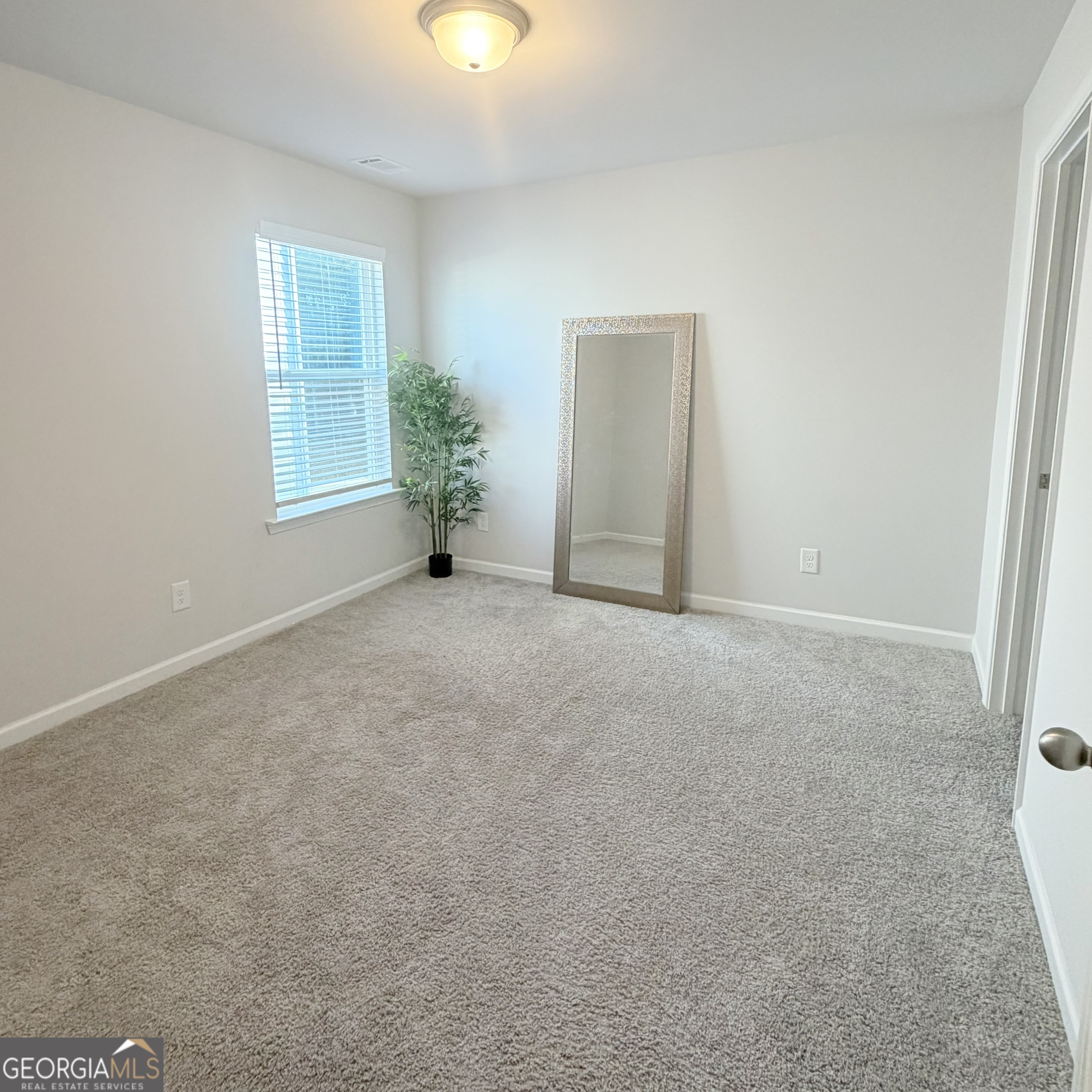 1040 Shadow Glen Drive Fairburn GA 30213