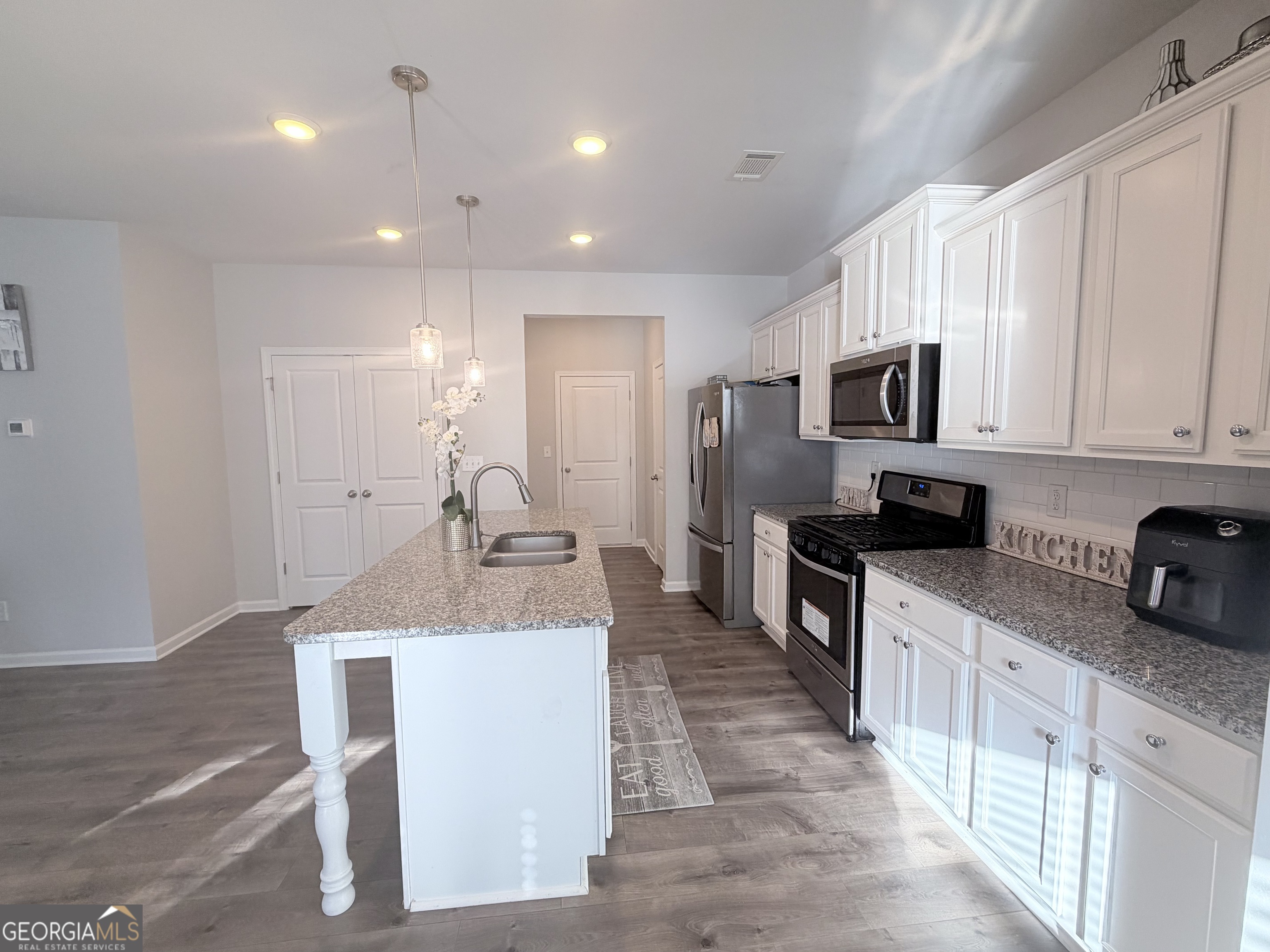 1040 Shadow Glen Drive Fairburn GA 30213