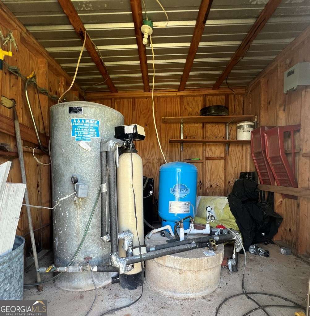 82 Cook Road Hazlehurst GA 31539