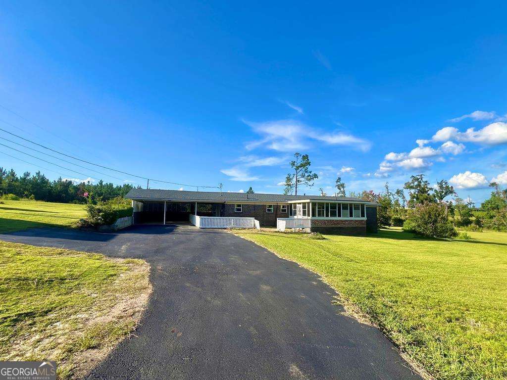 82 Cook Road Hazlehurst GA 31539