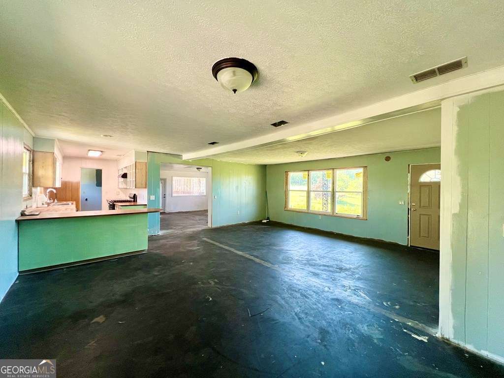 82 Cook Road Hazlehurst GA 31539