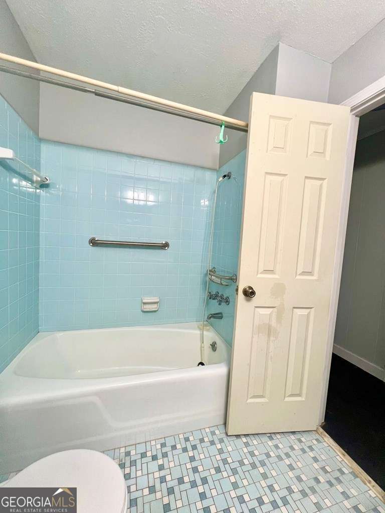 82 Cook Road Hazlehurst GA 31539