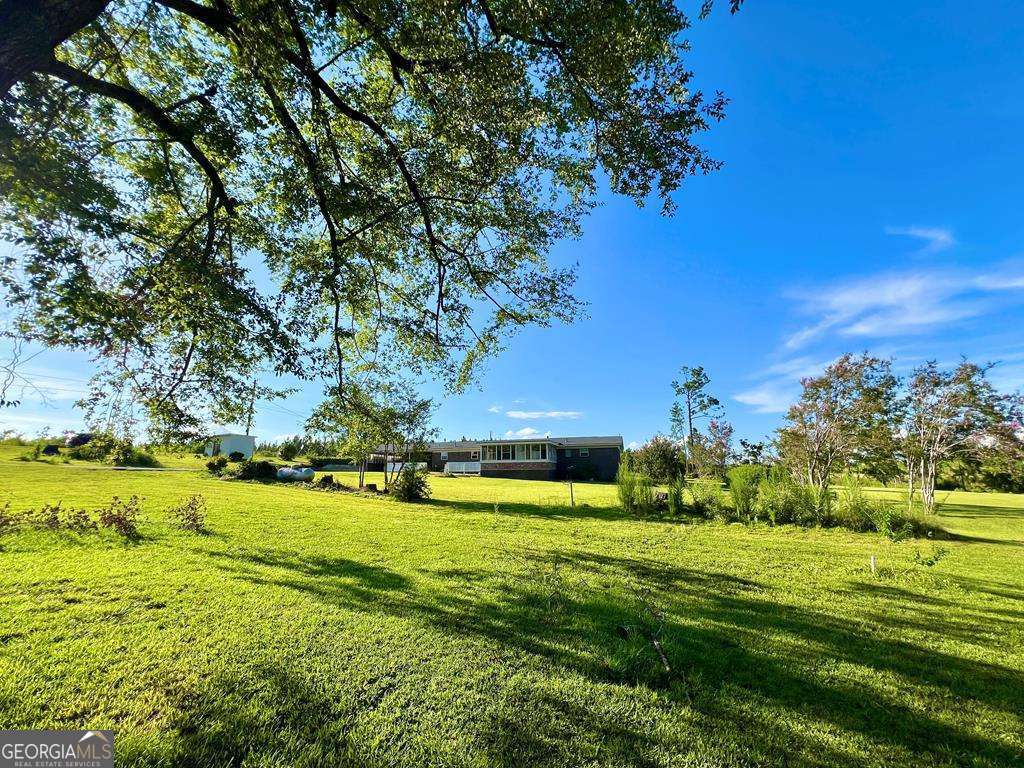 82 Cook Road Hazlehurst GA 31539