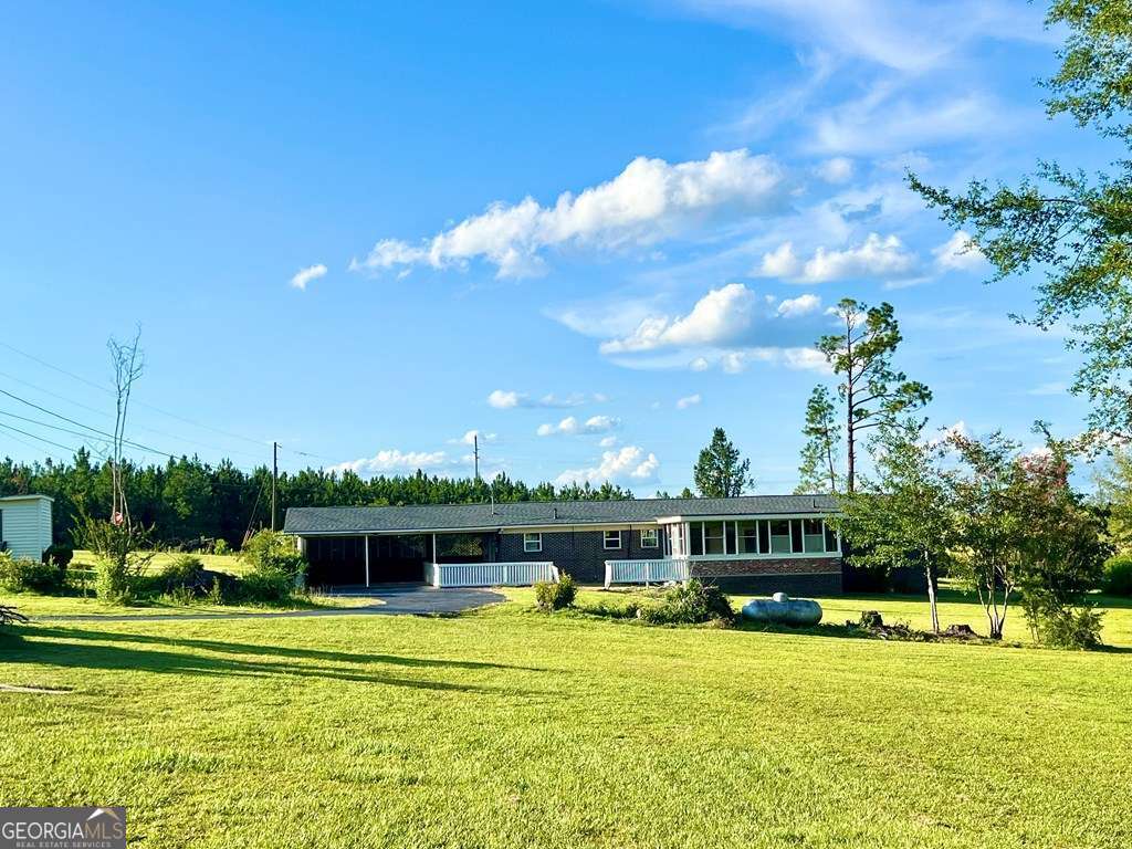 82 Cook Road Hazlehurst GA 31539