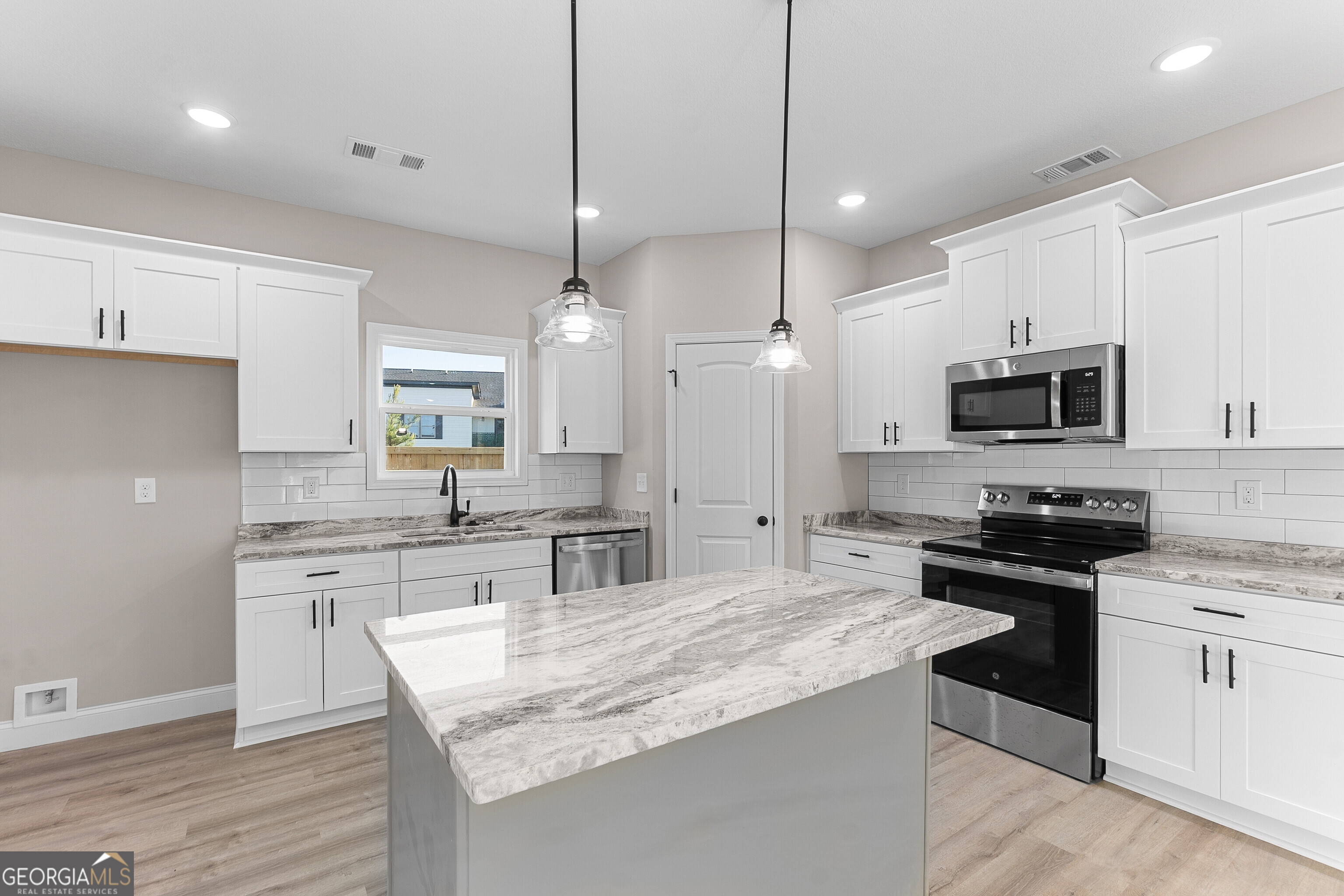 238 Beau Claire Circle Byron GA 31008