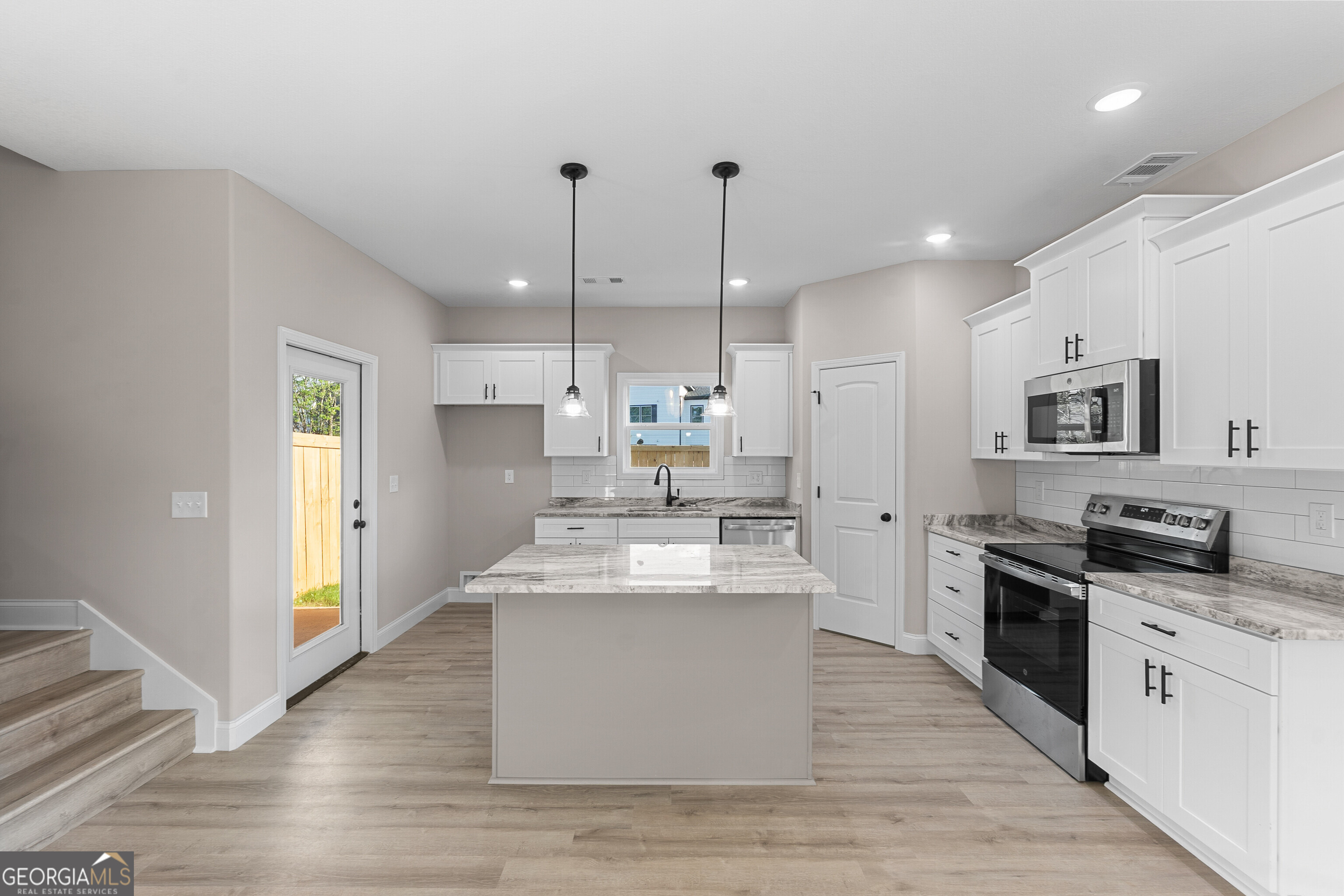 238 Beau Claire Circle Byron GA 31008