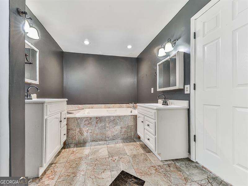 144 Banner Circle Ellijay GA 30540