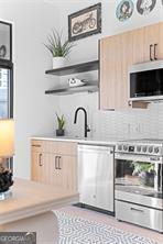 567 Ponce De Leon Avenue Atlanta GA 30308