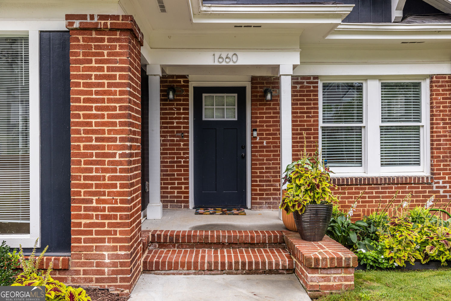 1660 S Gordon Street SW Atlanta GA 30310