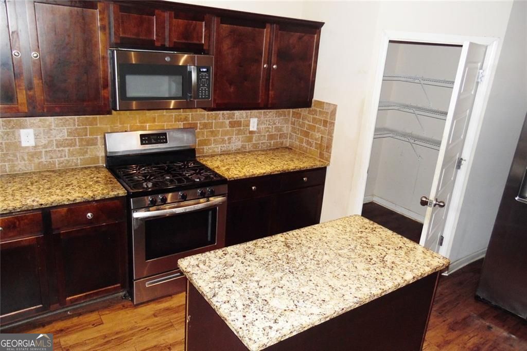 55 Silver Willow Court Covington GA 30016