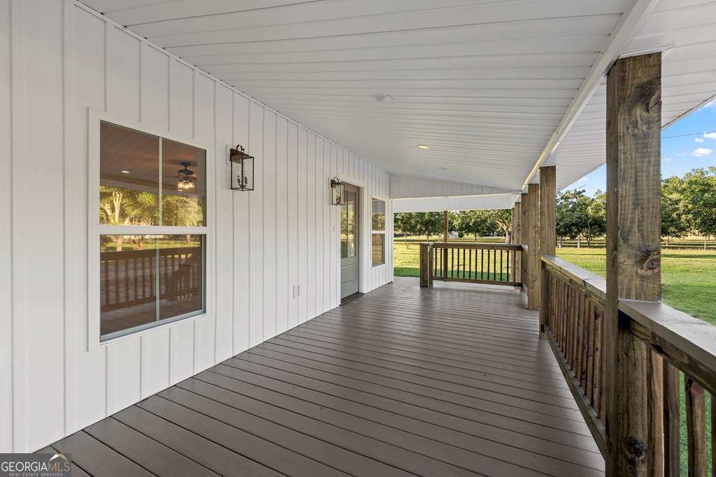 1335 Clifford Loop Blackshear GA 31516