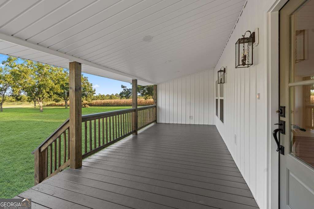 1335 Clifford Loop Blackshear GA 31516
