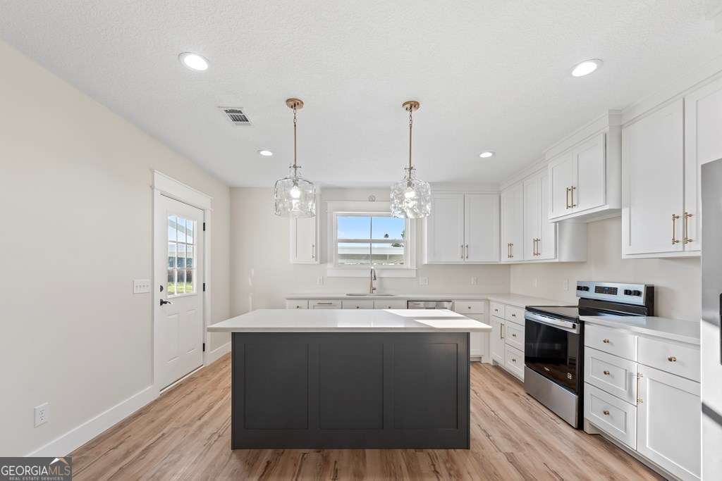 1335 Clifford Loop Blackshear GA 31516