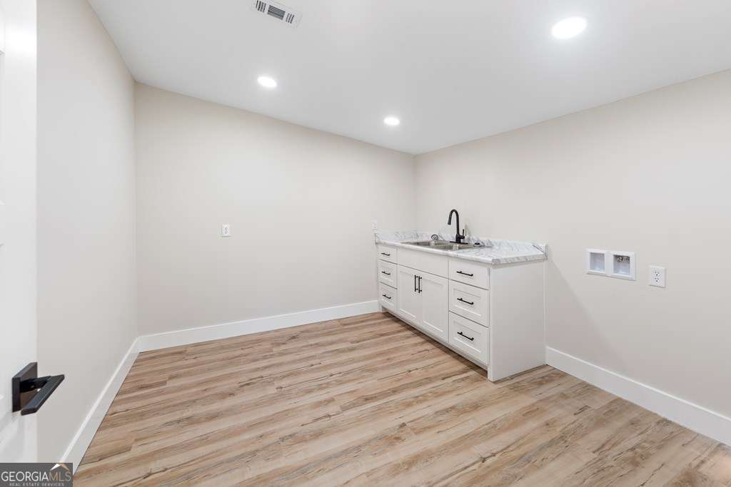 1335 Clifford Loop Blackshear GA 31516