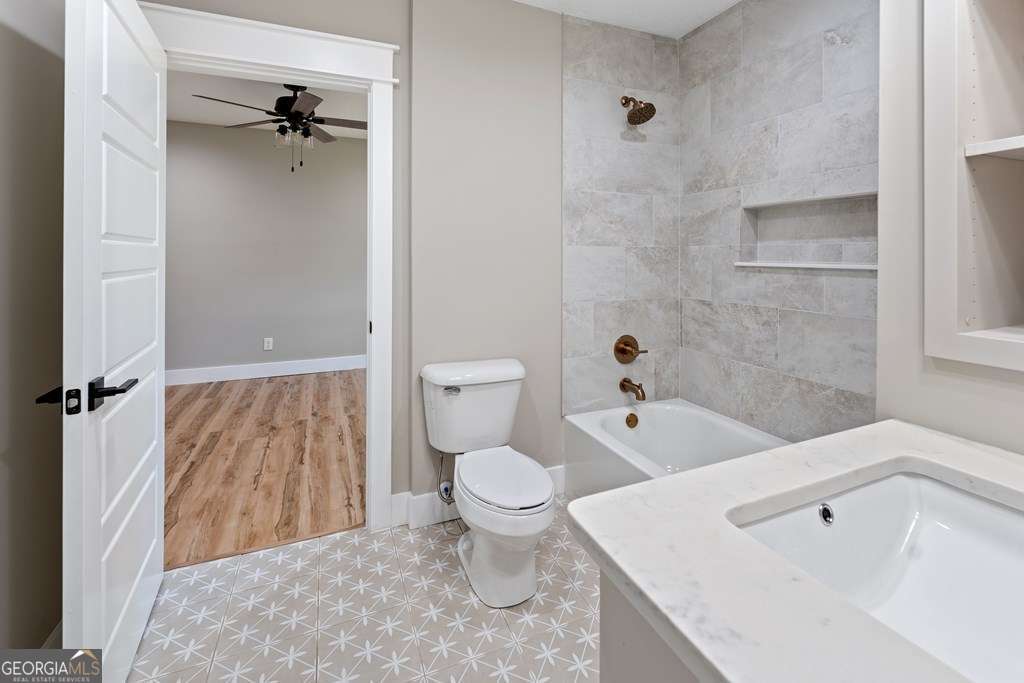 1335 Clifford Loop Blackshear GA 31516