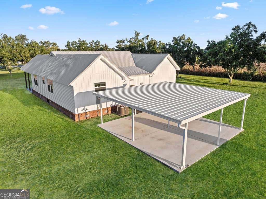 1335 Clifford Loop Blackshear GA 31516