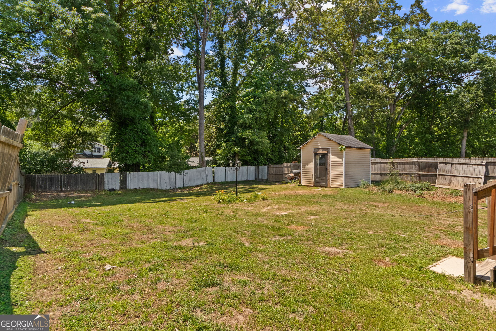 198 Joe Louis Drive NW Atlanta GA 30314