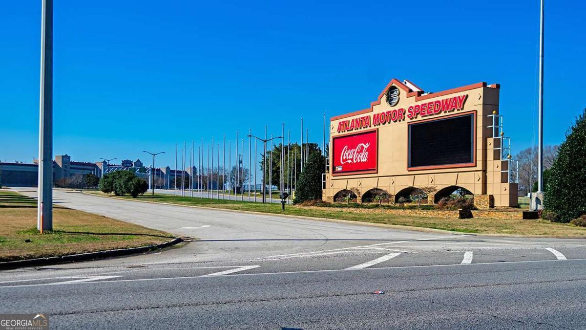 306 Friendship Oak Way Hampton GA 30228