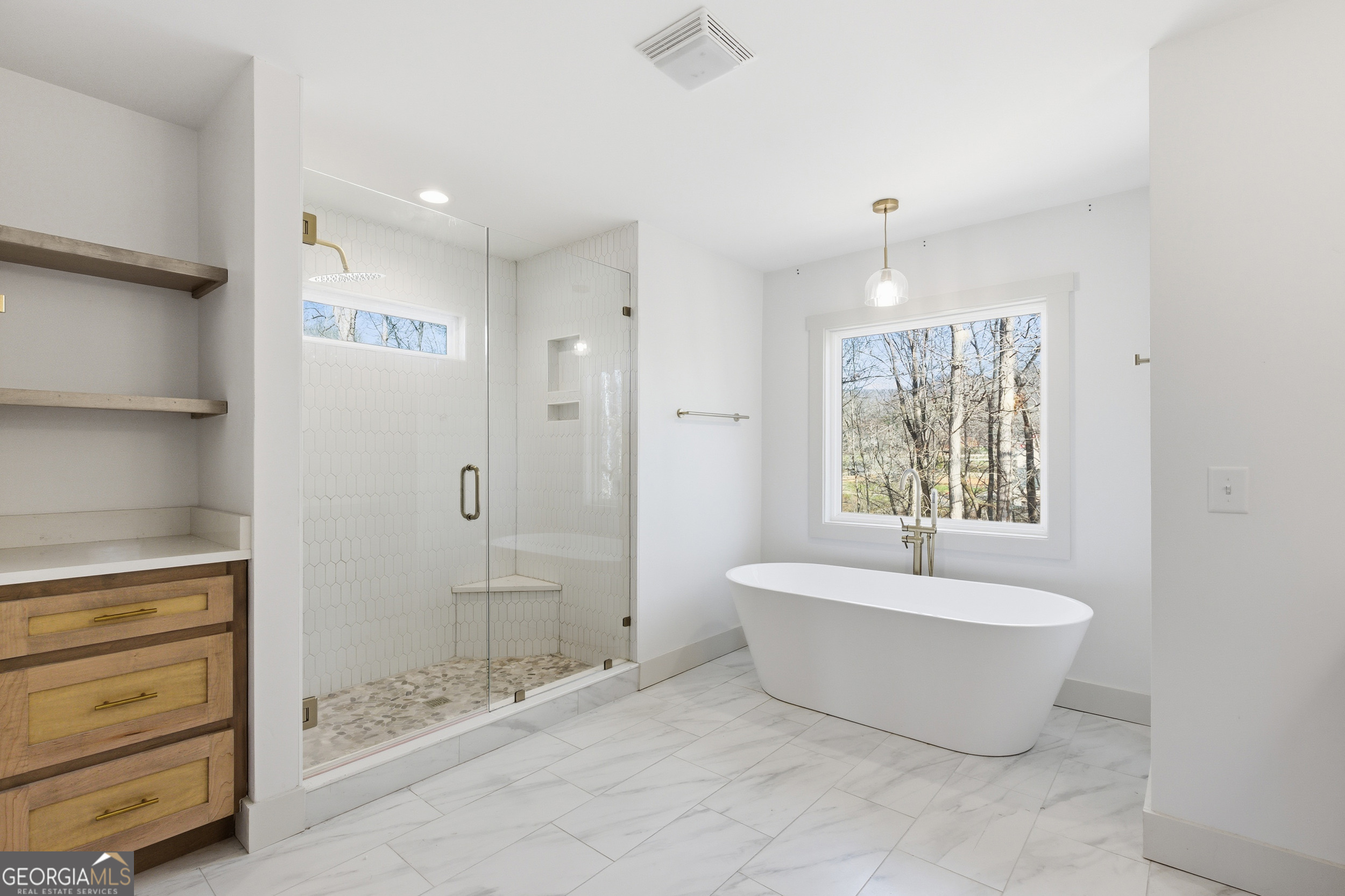 1664 Bell Gap Road Hiawassee GA 30546