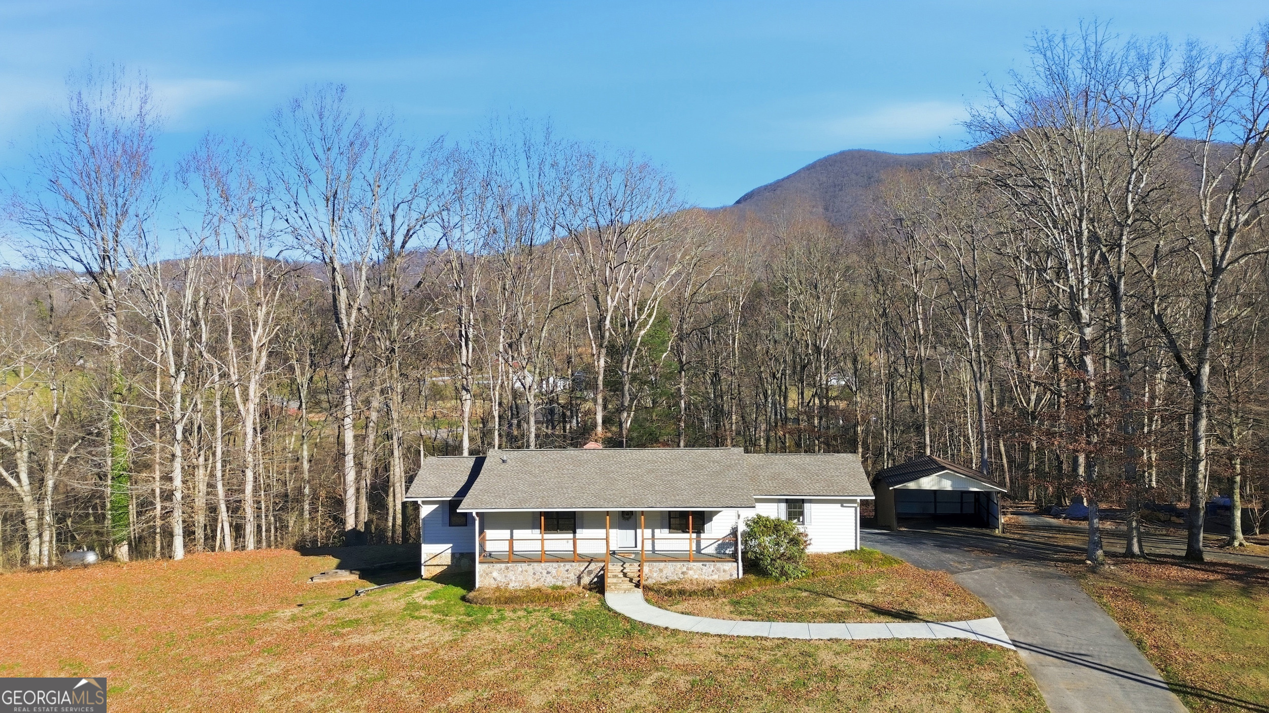 1664 Bell Gap Road Hiawassee GA 30546
