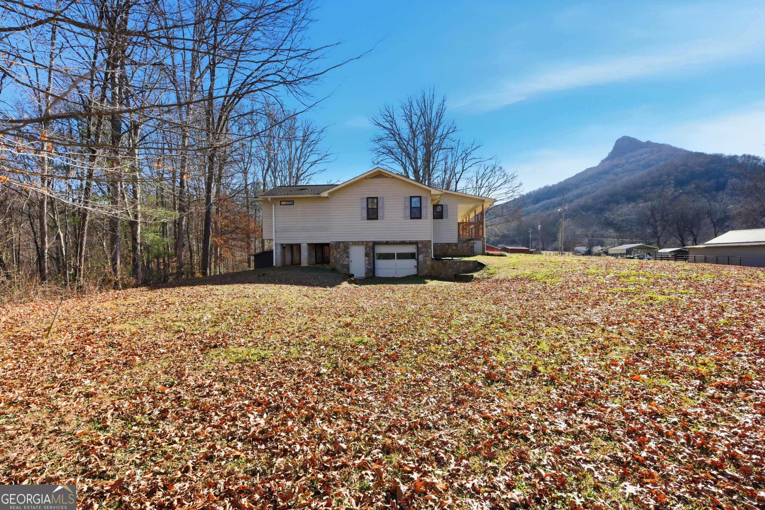 1664 Bell Gap Road Hiawassee GA 30546