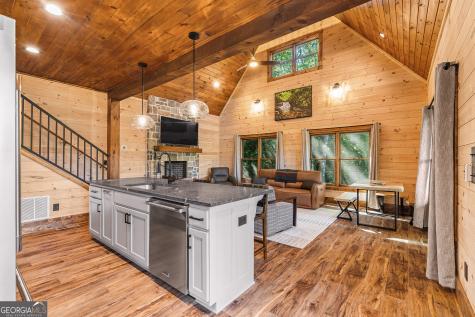 15662 Highway 197 N Clarkesville GA 30523