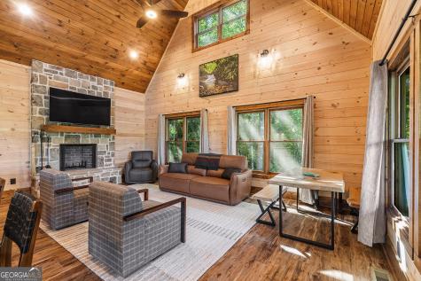 15662 Highway 197 N Clarkesville GA 30523