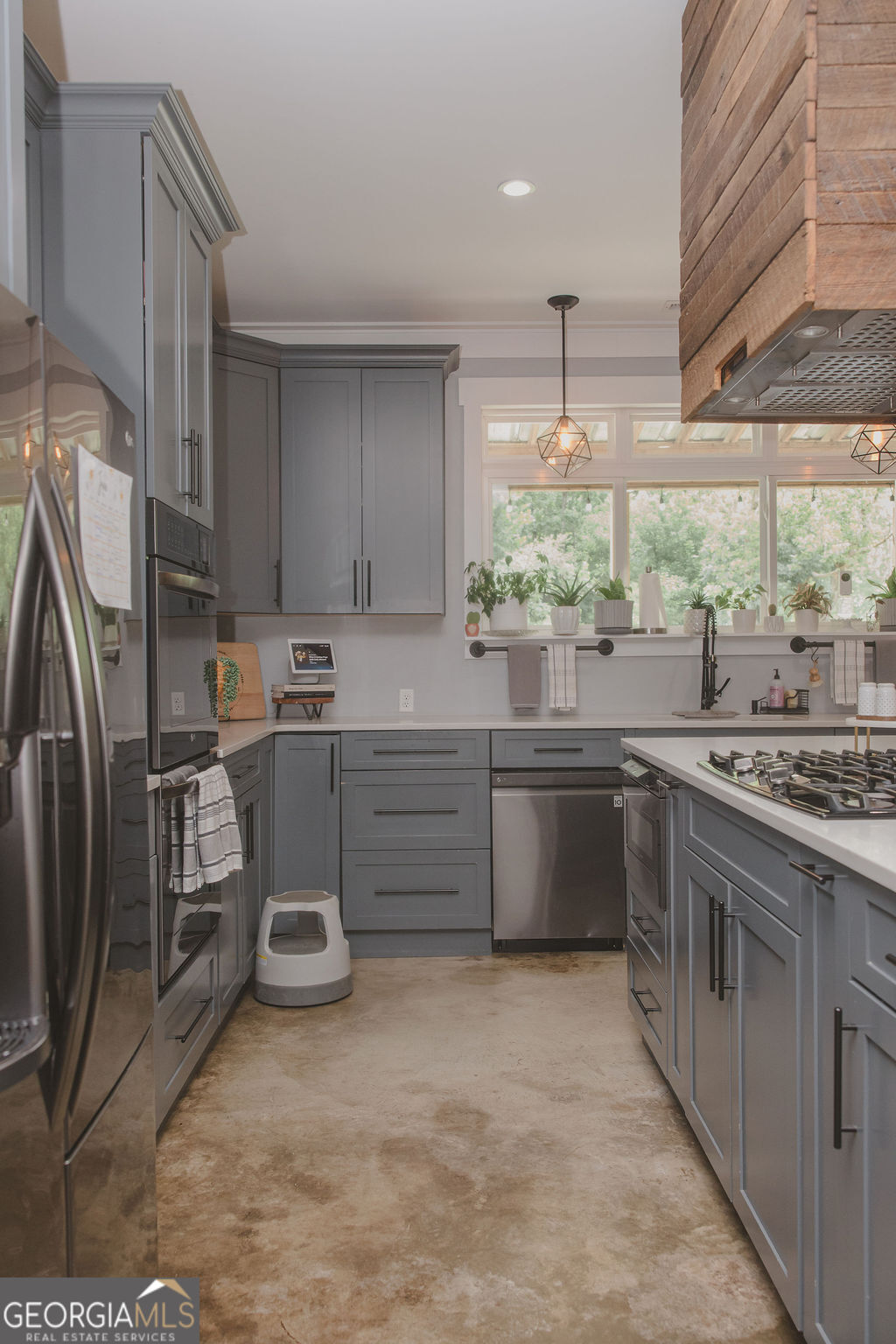 1576 Dripping Springs Road Lafayette GA 30728