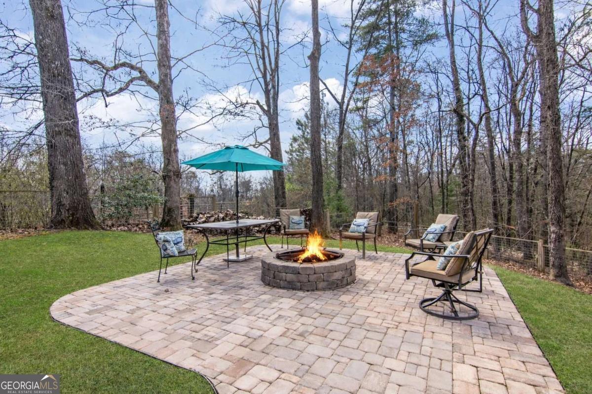 581 Roberts Ridge Road Ellijay GA 30540