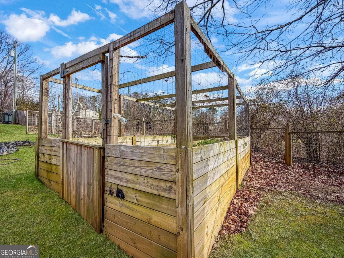 581 Roberts Ridge Road Ellijay GA 30540