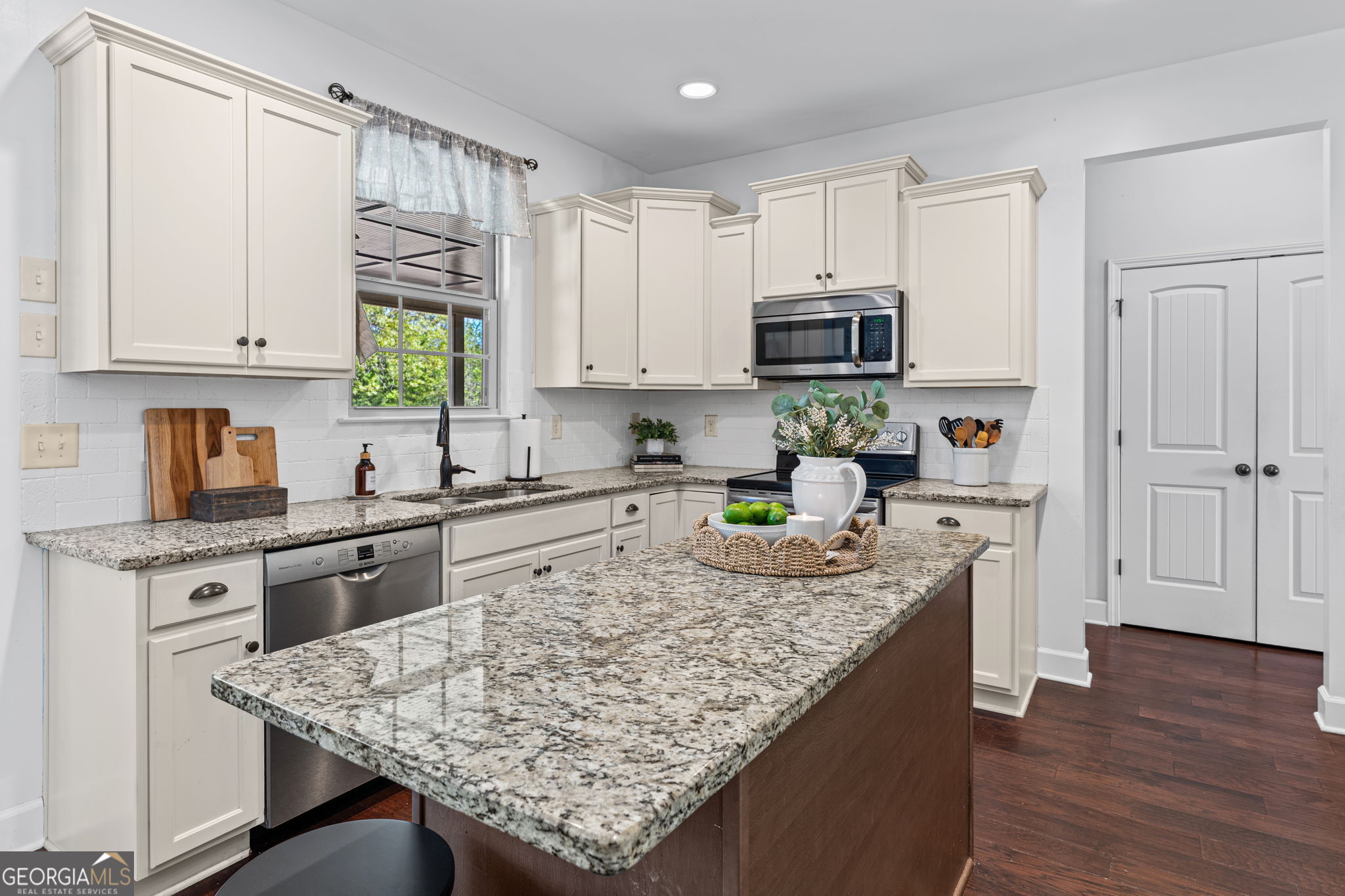 15 Austin Storey Circle Newnan GA 30263