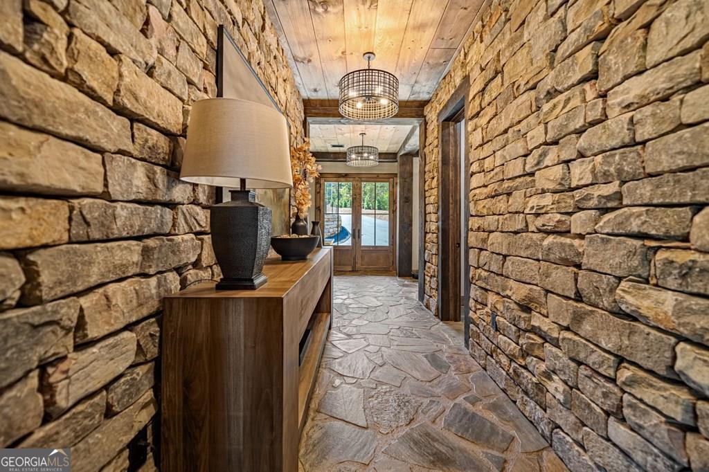Lt 16 Navajo Trail Mccaysville GA 30555