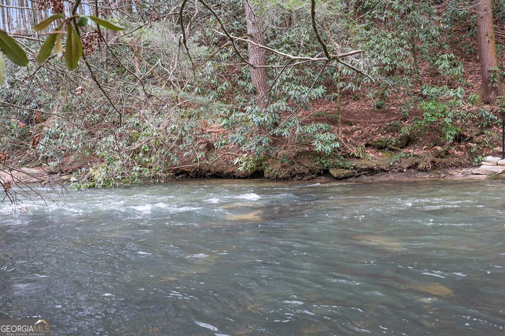 Lt 16 Navajo Trail Mccaysville GA 30555