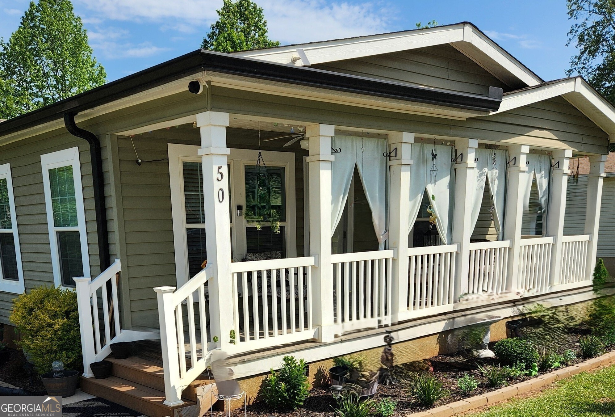 50 Meadow View Street Newnan GA 30263