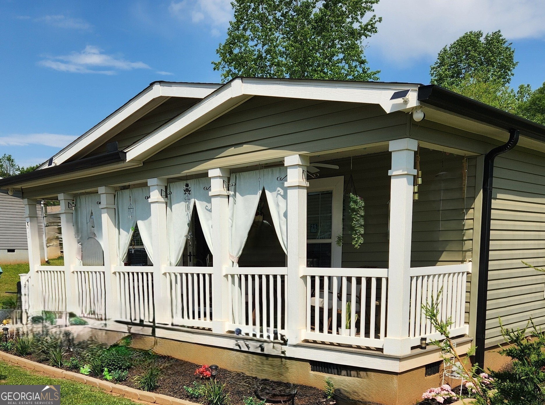 50 Meadow View Street Newnan GA 30263