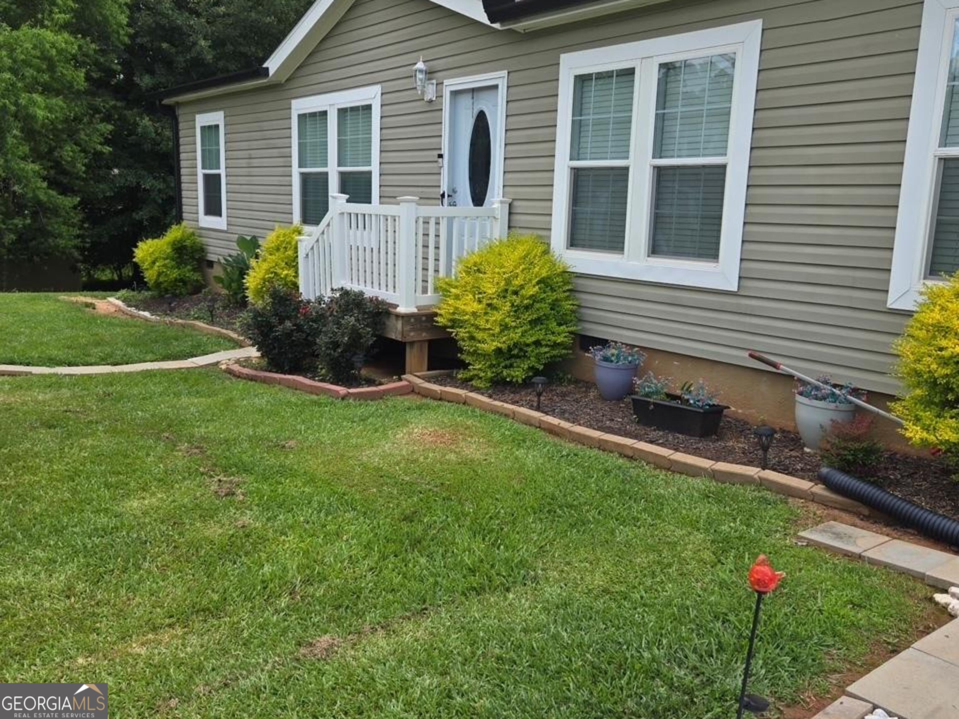 50 Meadow View Street Newnan GA 30263
