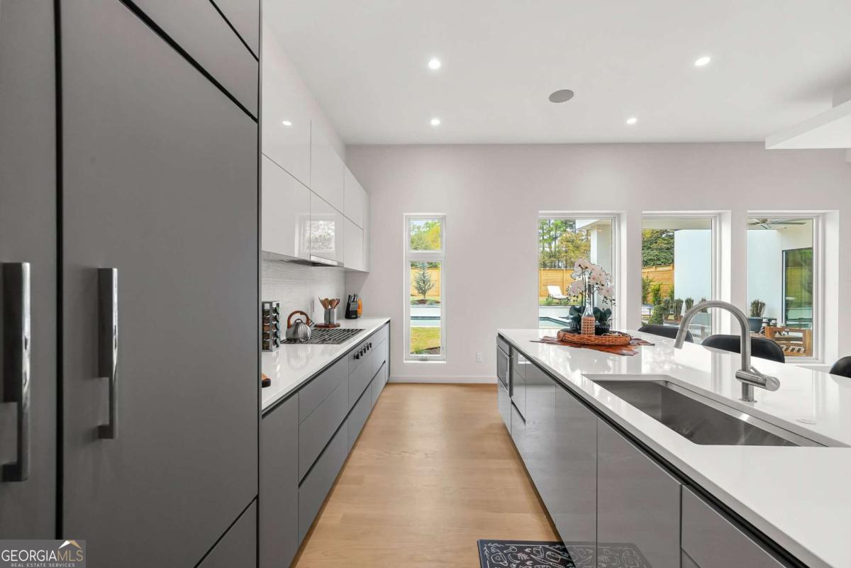 1260 Kingsley Circle NE Atlanta GA 30324